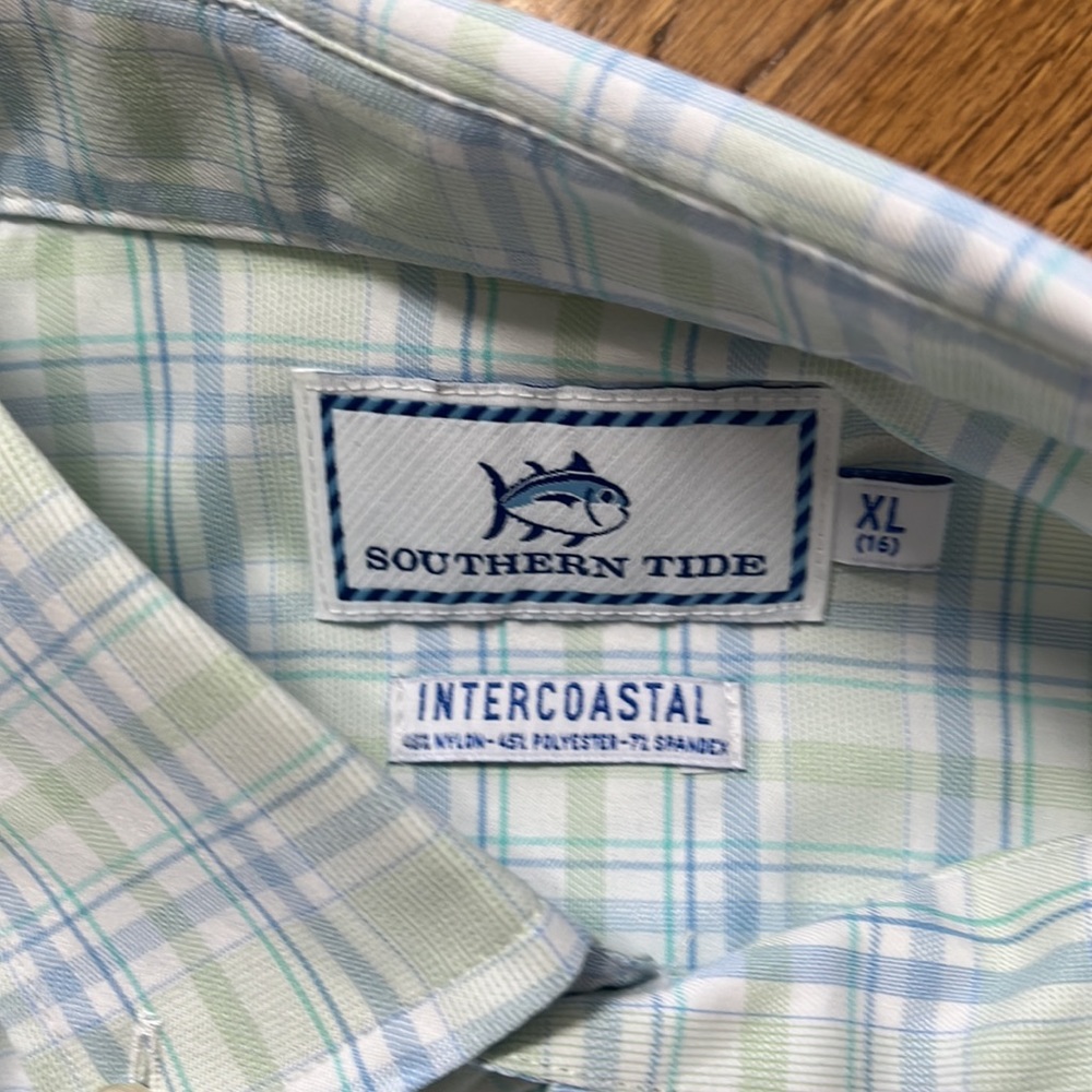 Youth Boys Southern Tide Oxford XL (16) - Picture 4 of 6